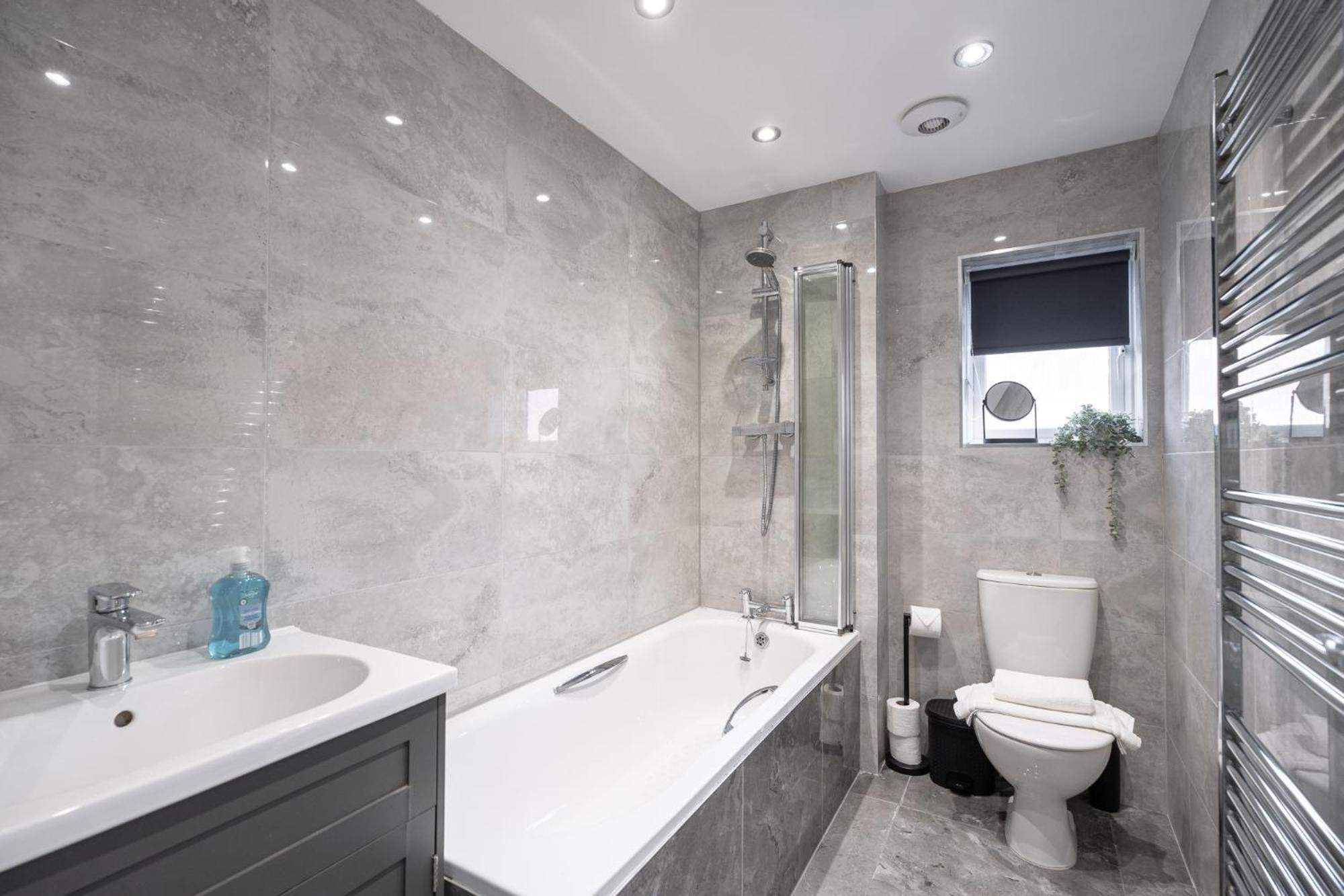 Kingfisher House By Horizon Apartment